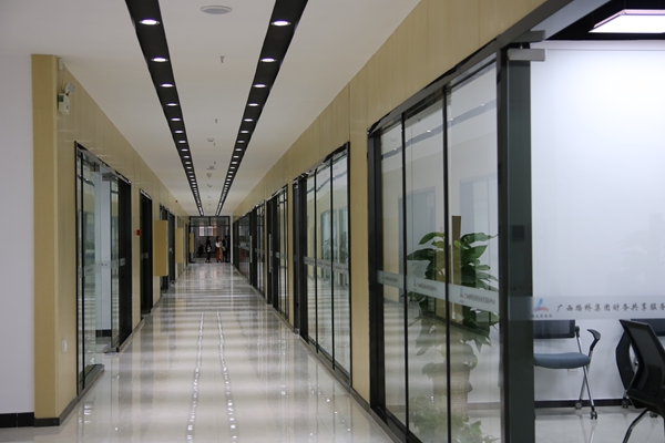 1489480712628072702.jpg IMG_0052.jpg