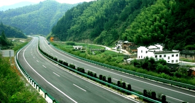 ����ͭ������ɽ���ٹ�·